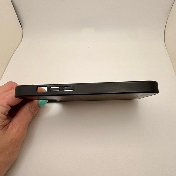 Casetify x Stranger Things Black/Red Reflective Phone Case iPhone 13 - Picture 7 of 10